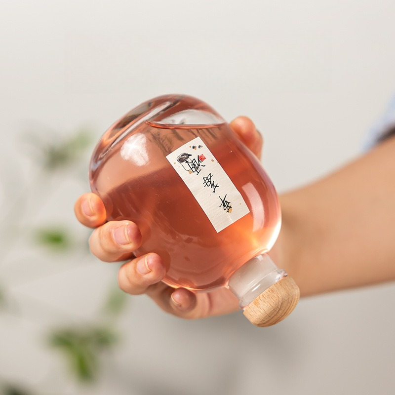 Botella de vidrio vacía con ta - Wine Beer And Mead reseña y precio